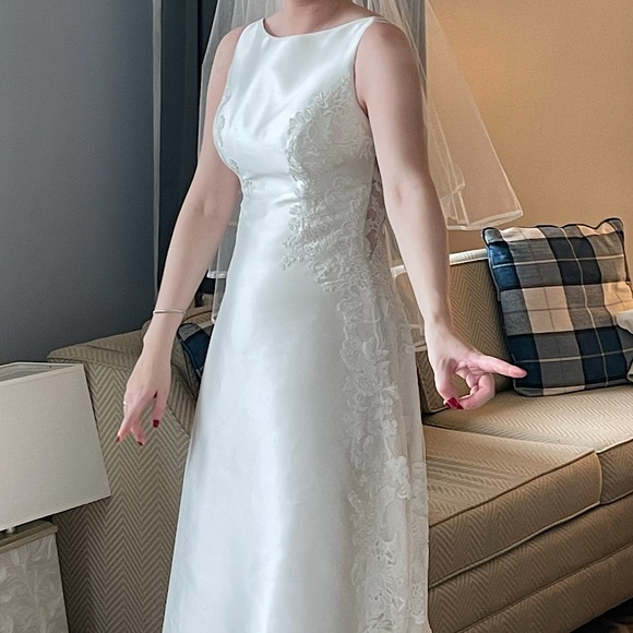 WORN ONCE Pronovias Elene Wedding Gown (2019 Collection) - Picture 9 of 9